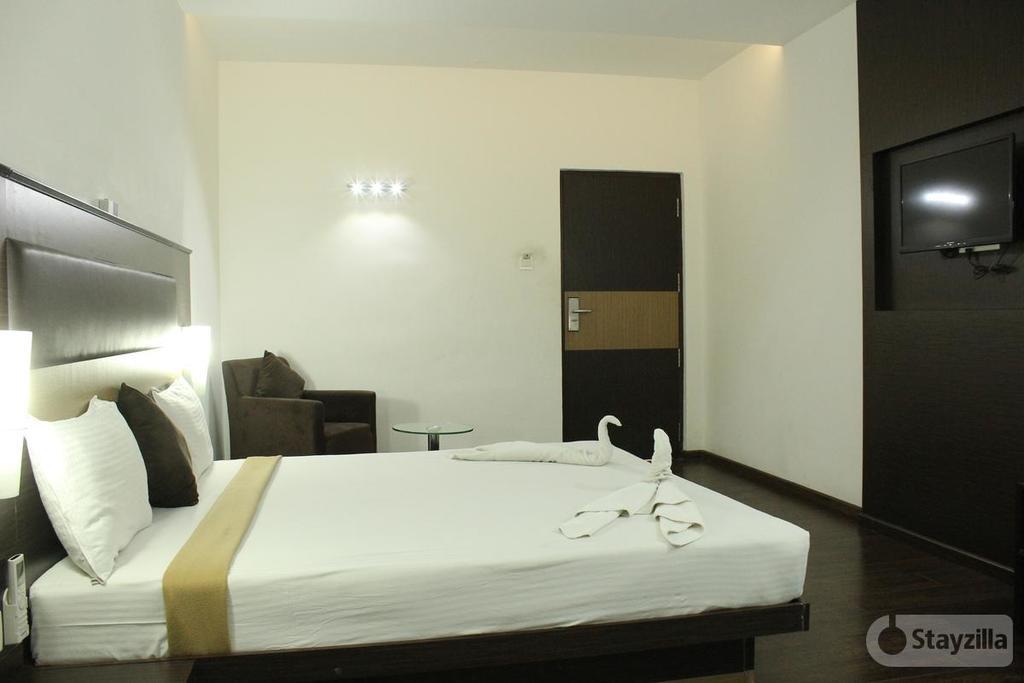 Hotel The Home Tiruppur Exterior photo